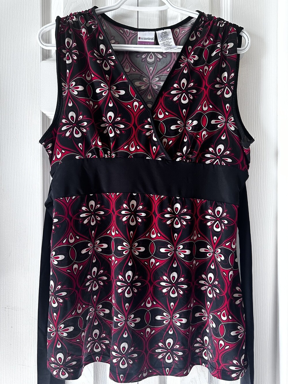 No Boundaries Red Lava Lamp Print Empire Waist Sleeveless Top #2